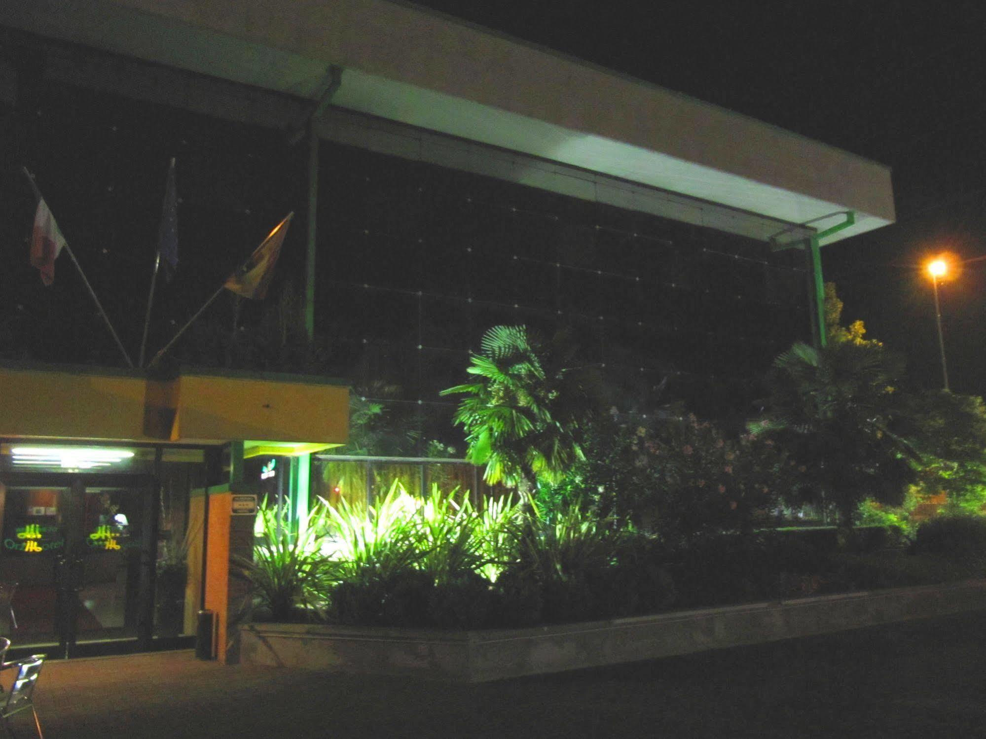 Orzihotel Orzivecchi Exterior foto